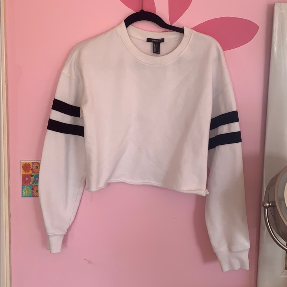 Cropped Crew Neck